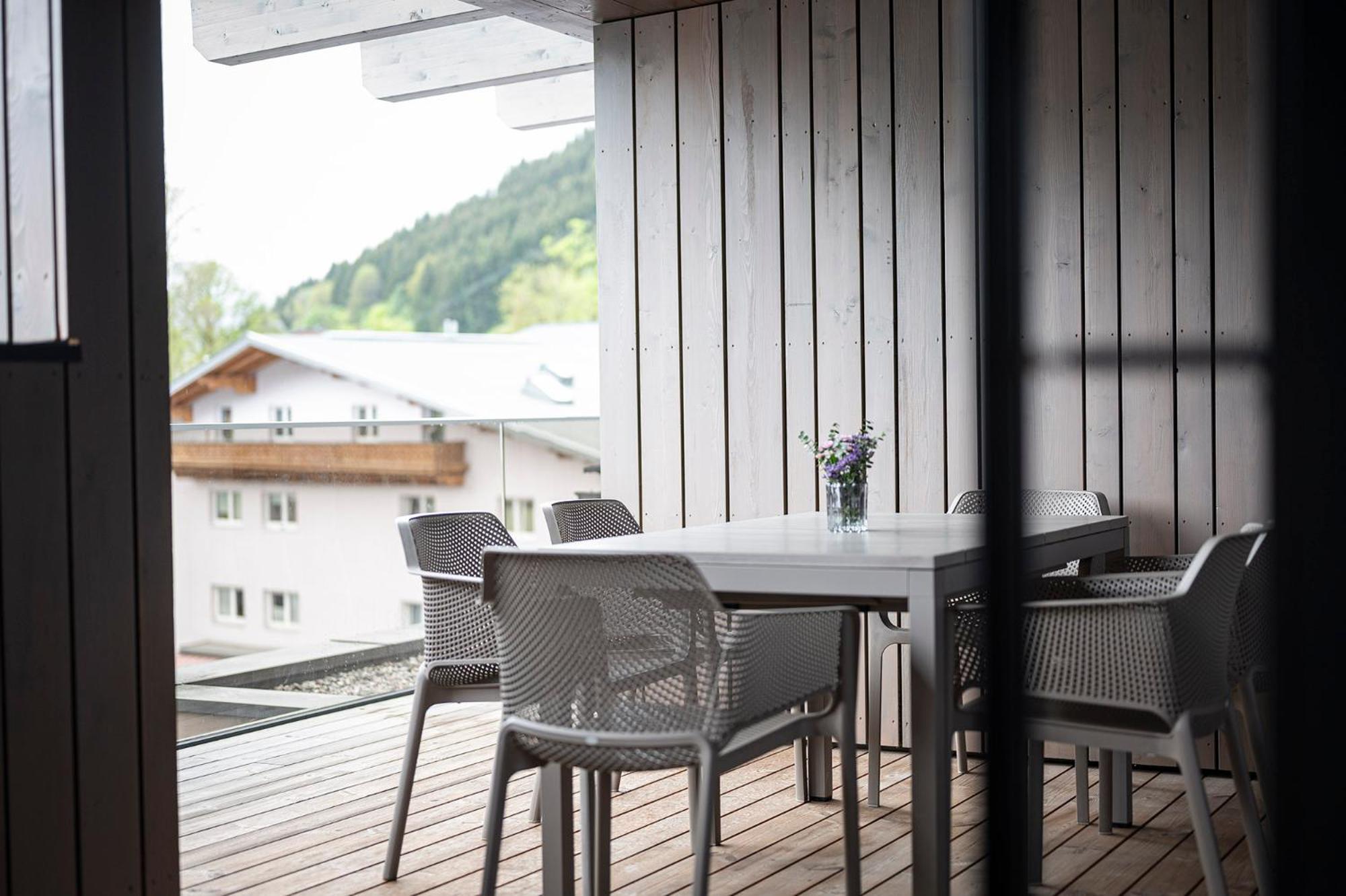 Lakeside Luxury Apartments Цел ам Зее Екстериор снимка