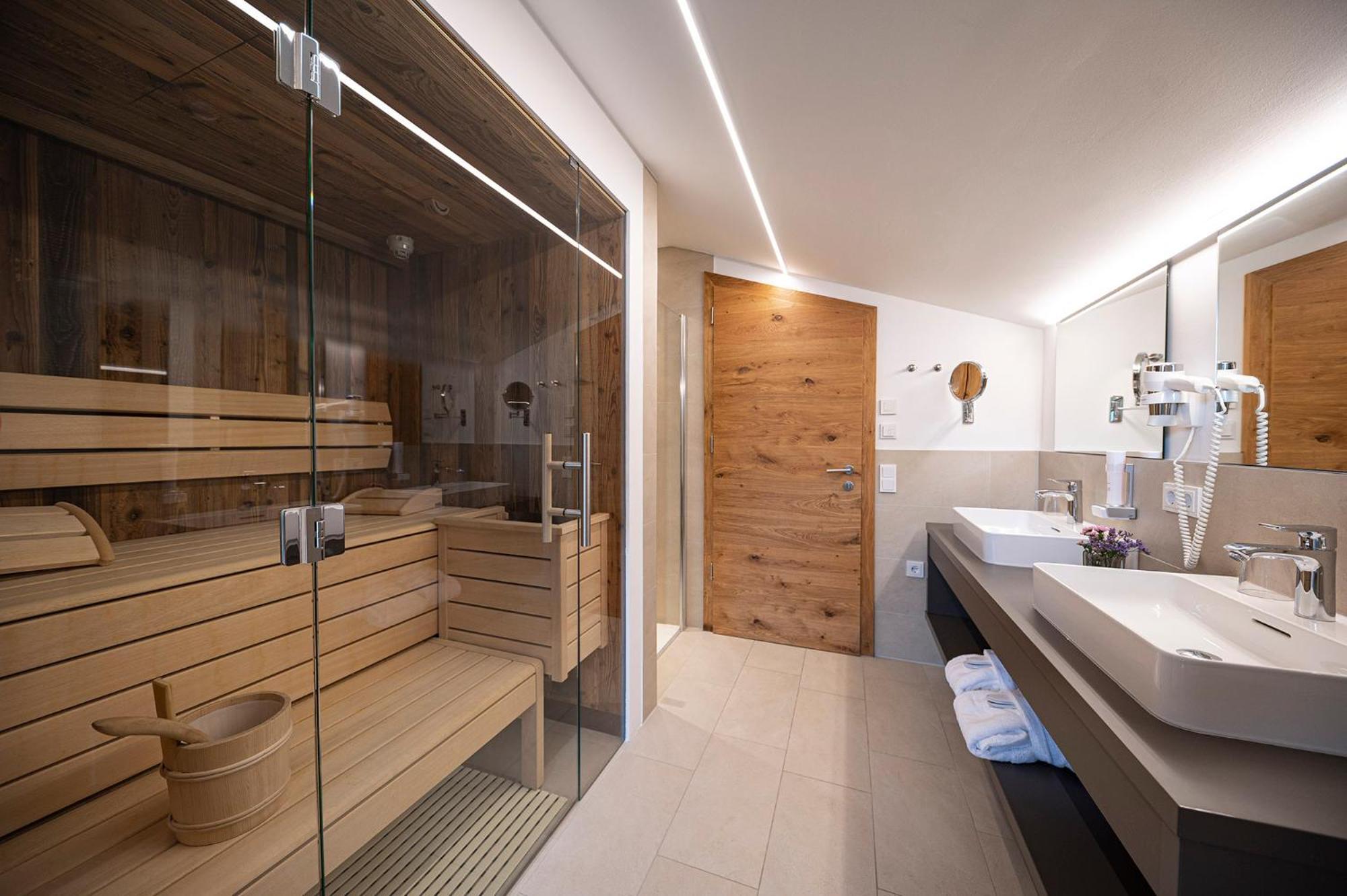 Lakeside Luxury Apartments Цел ам Зее Екстериор снимка