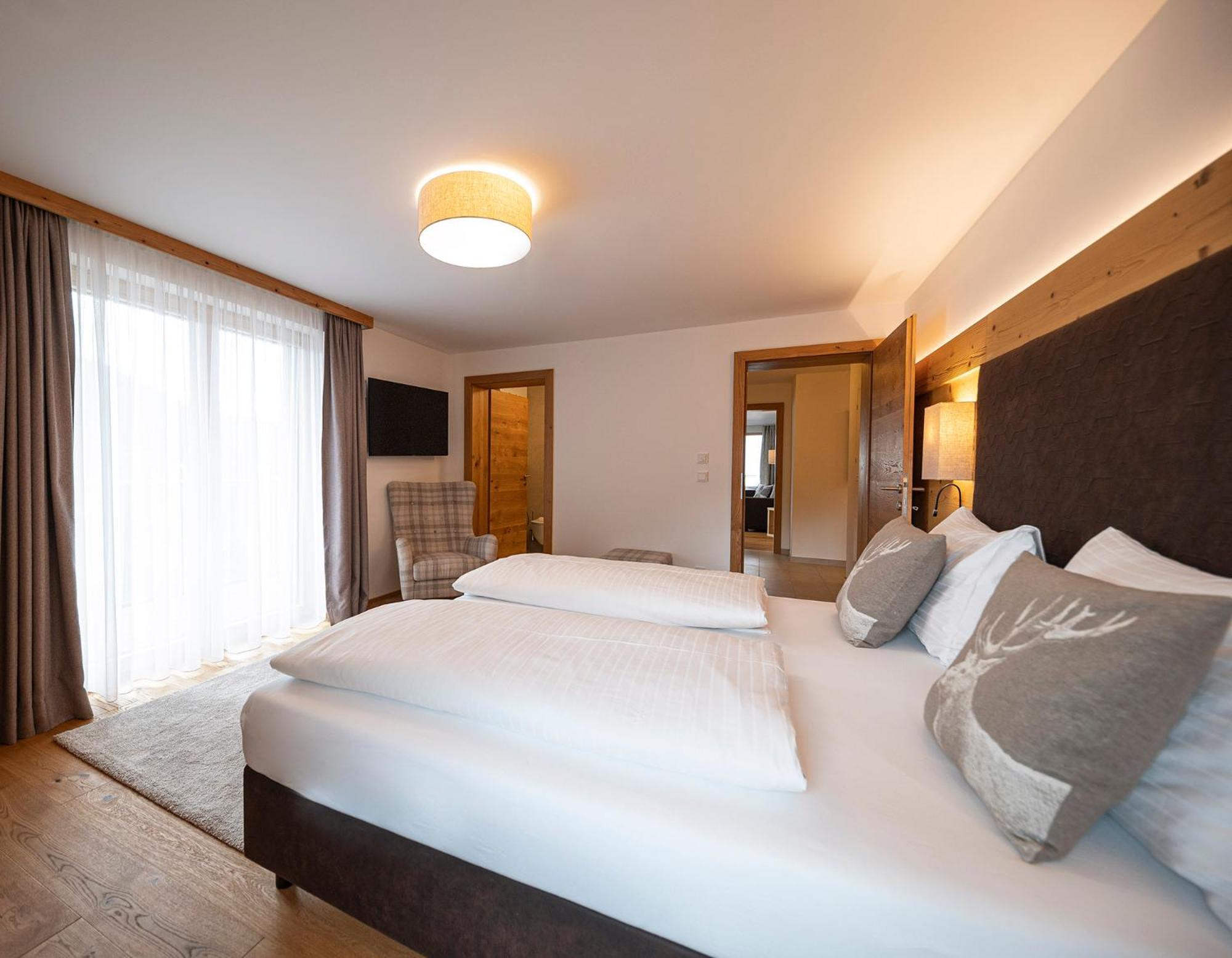 Lakeside Luxury Apartments Цел ам Зее Екстериор снимка
